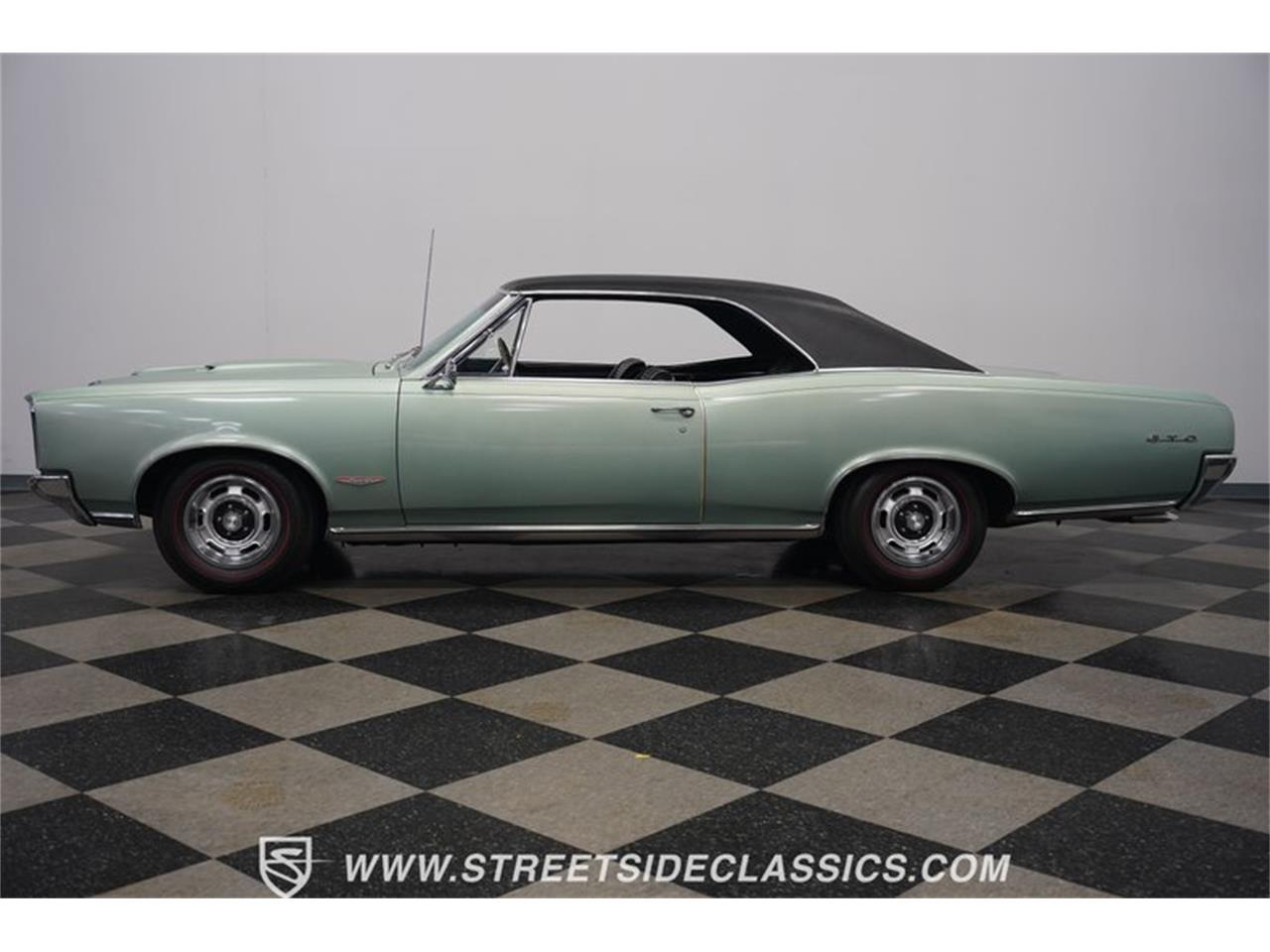 1966 pontiac gto