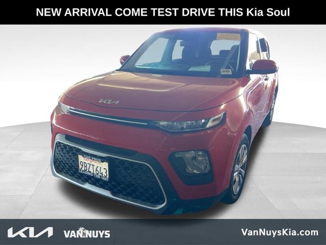 2022 kia soul lx