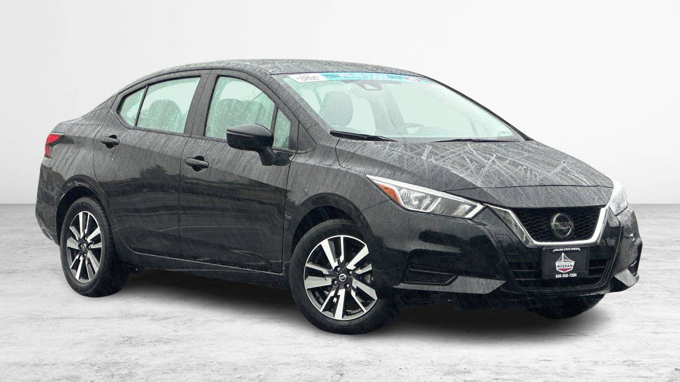 2021 nissan versa sv