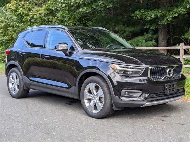 2021 volvo xc40 t5 momentum