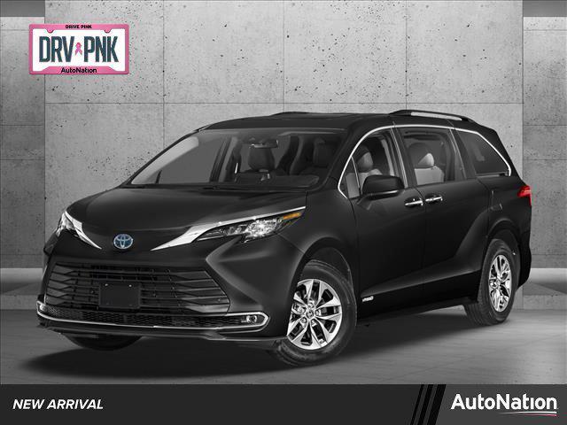2022 toyota sienna xle