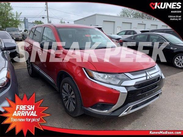 2020 mitsubishi outlander in madison, wisconsin