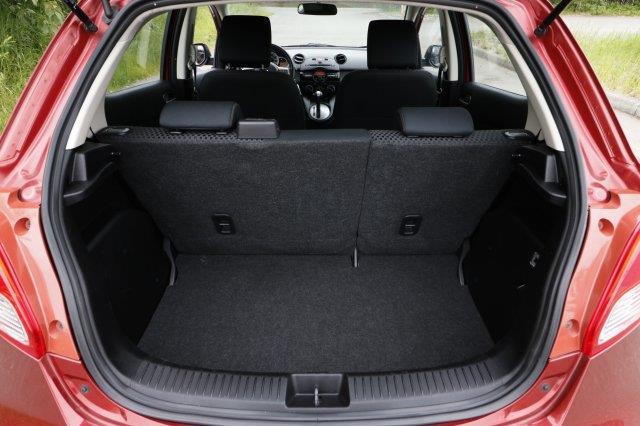 2014 mazda mazda2 touring touring 4dr hatchback 5m for sale in anchorage, alaska