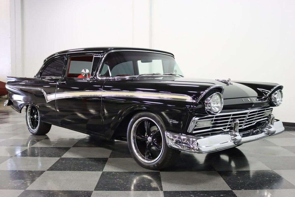 1957 ford restomod beautiful custom build 4.6l v8 a/c leather automatic