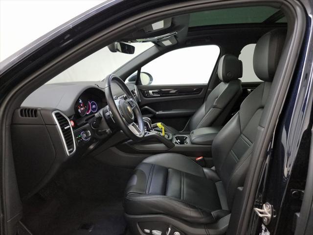 2021 porsche cayenne base