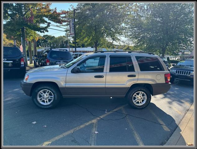 2004 jeep grand cherokee laredo