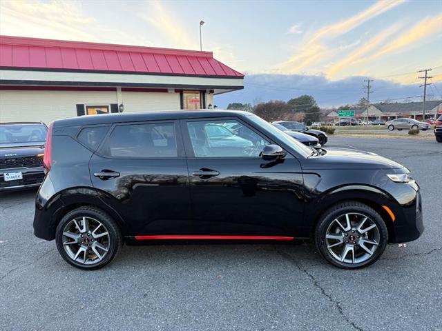 2020 kia soul gt-line