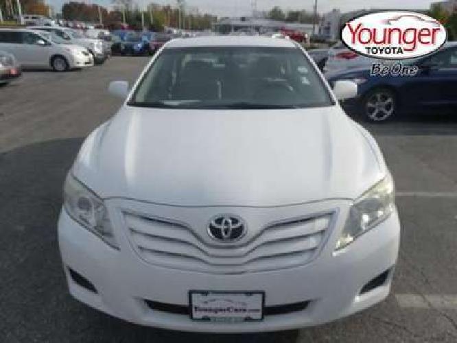 2011 toyota camry le in hagerstown, md