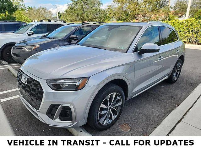 2022 audi q5 45 s line premium