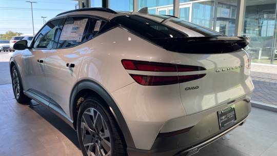 2025 Genesis GV60