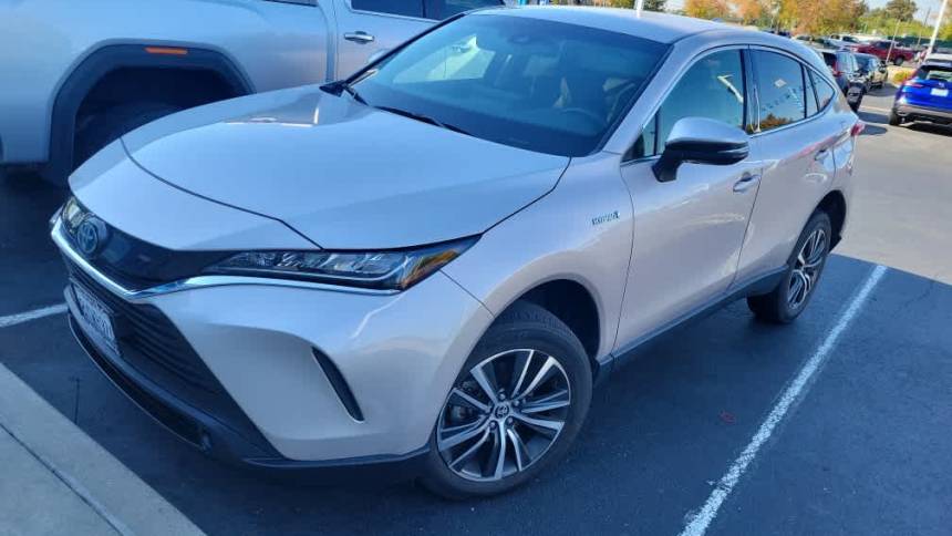 2021 toyota venza le
