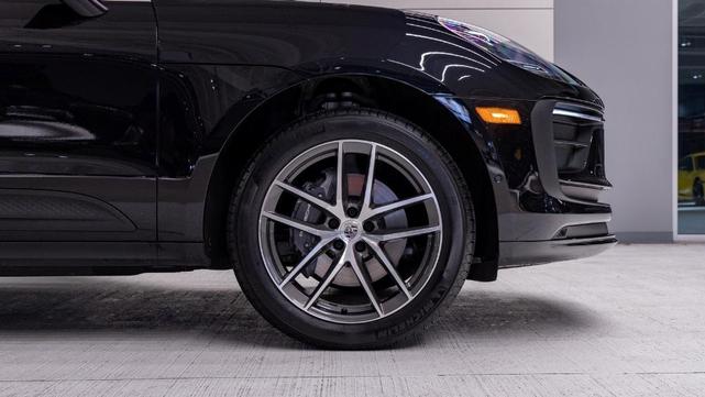 2024 porsche macan base