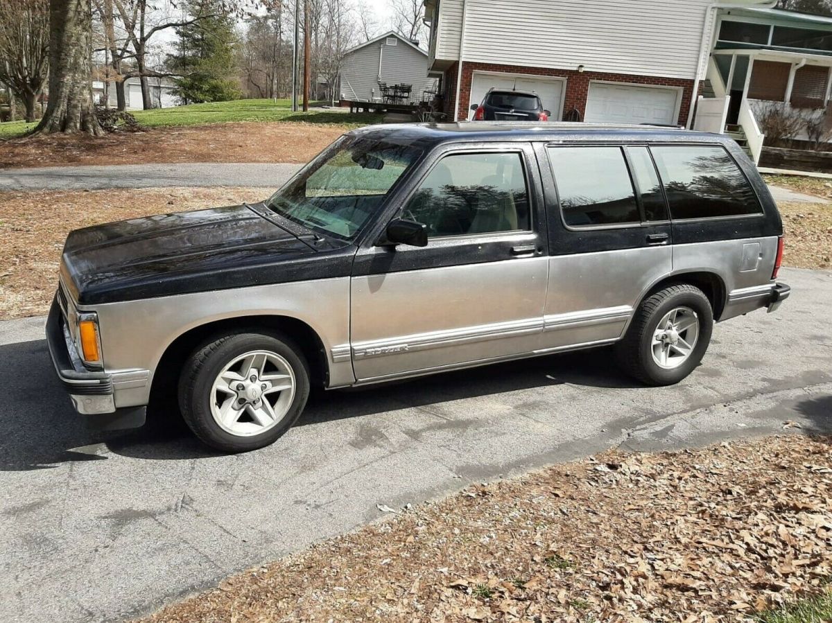 1994 custom 2wd 4-door blazer