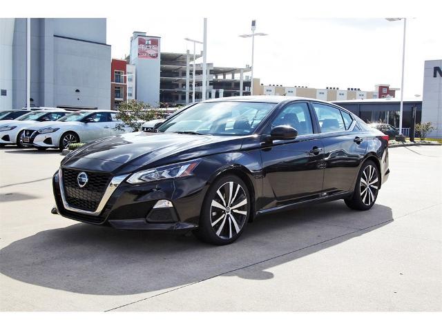 2022 nissan altima 2.0 sr