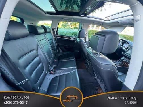 2016 volkswagen touareg vr6 sport in banta, california
