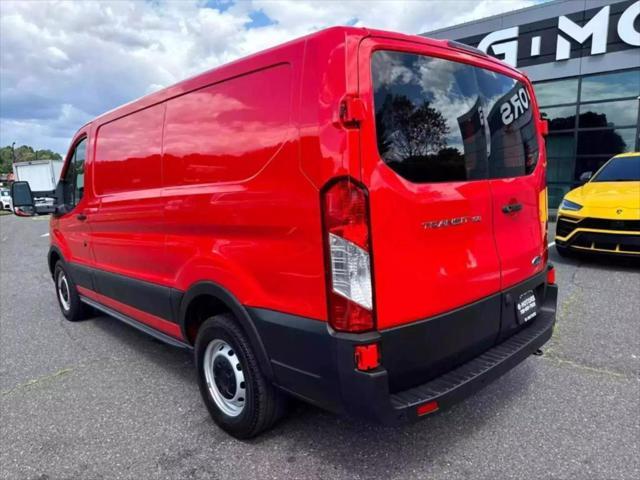 2021 ford transit-150 base