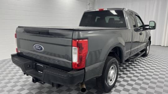 2017 ford super duty f-250 xl