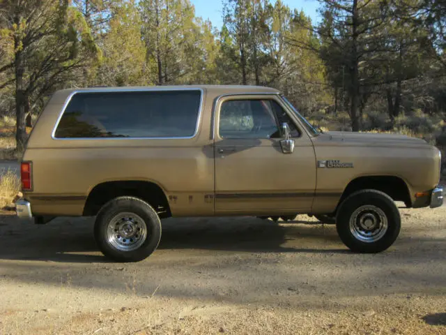 1988 dodge ramcharger le 150 4x4 318 zero rust 97k