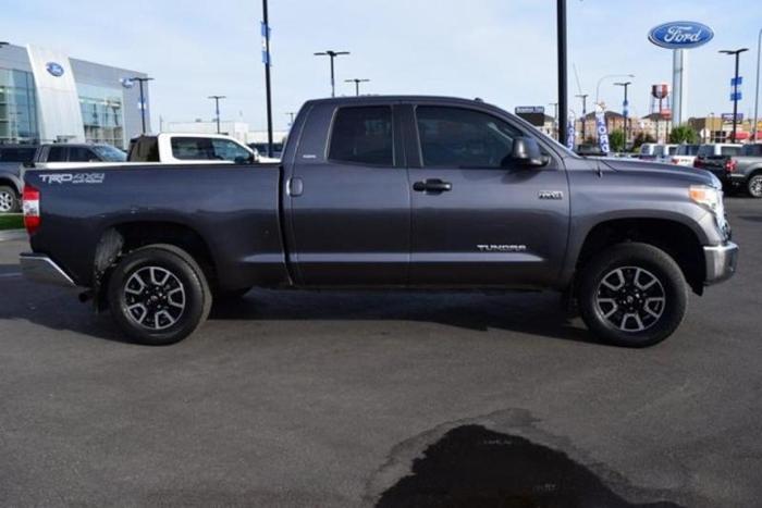 2016 toyota tundra sr5 4x4 sr5 4dr double cab pickup sb (5.7l v8 for sale in idaho falls, idaho