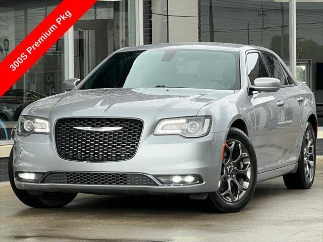 2015 chrysler 300 s