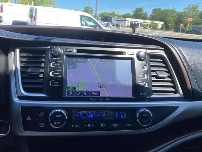 2016 toyota highlander xle sport utility 4d in charlotte, north carolina