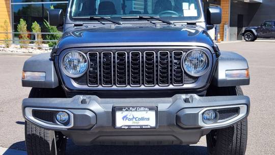 2024 Jeep Gladiator