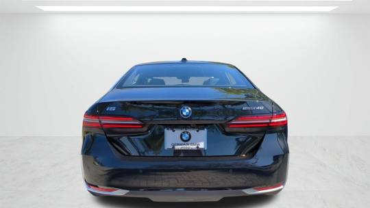 2024 BMW i5
