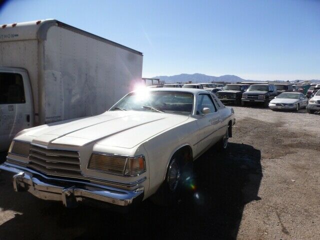 1978 dodge magnum se 400 - 4 barrell v8 great car to restore some rust