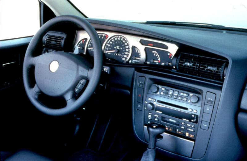 2000 Cadillac Catera s