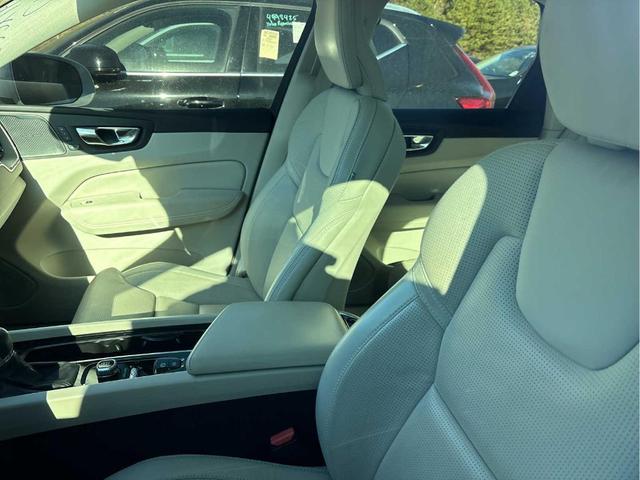 2021 volvo xc60 t6 inscription