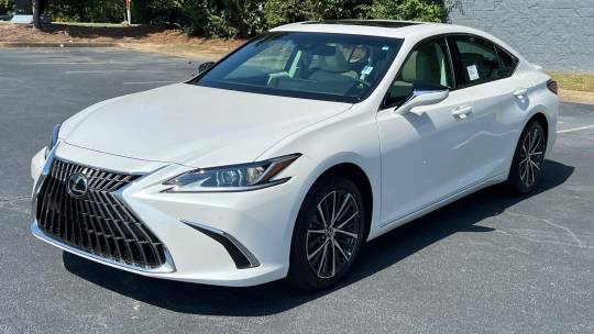 2025 Lexus ES