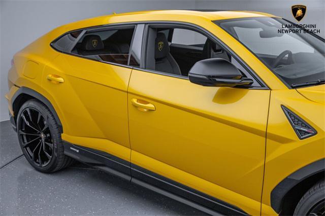 2023 lamborghini urus s