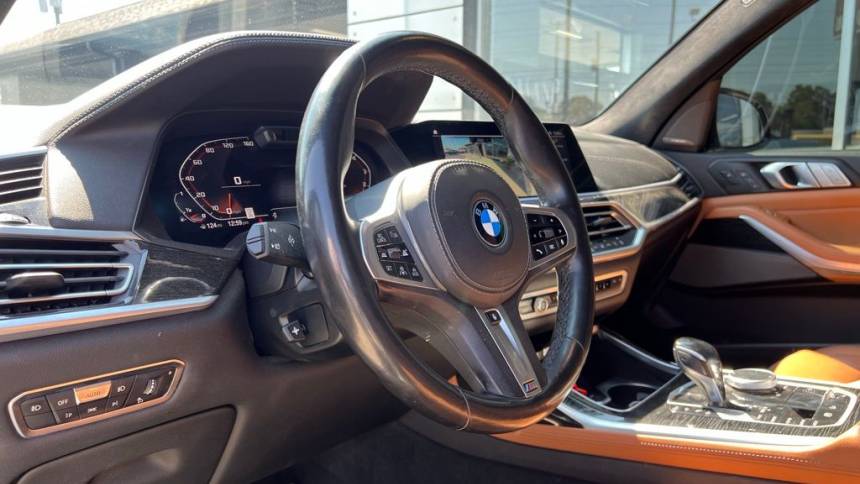 2020 bmw x7 m50i