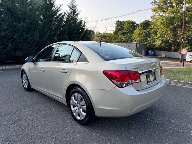 2012 chevrolet cruze ls