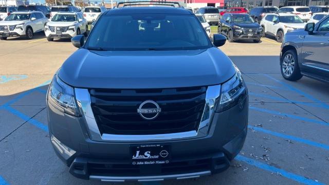 2023 nissan pathfinder sl