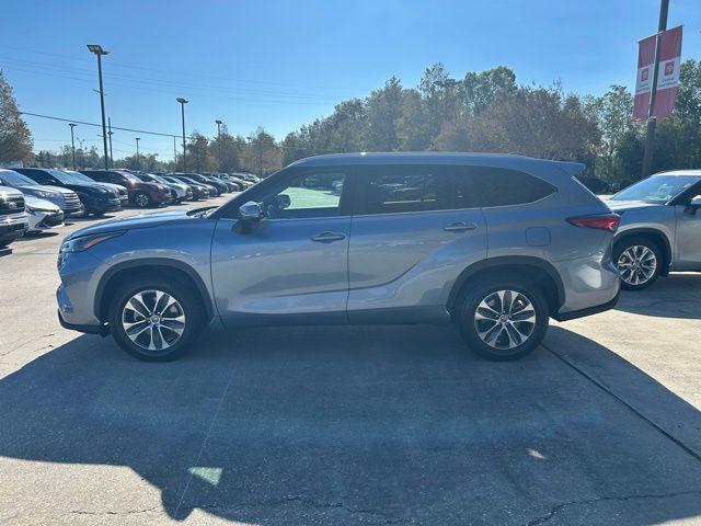 2023 toyota highlander xle