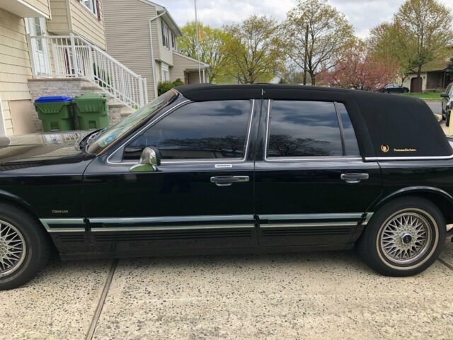 1991 lincoln town car - presidential edition