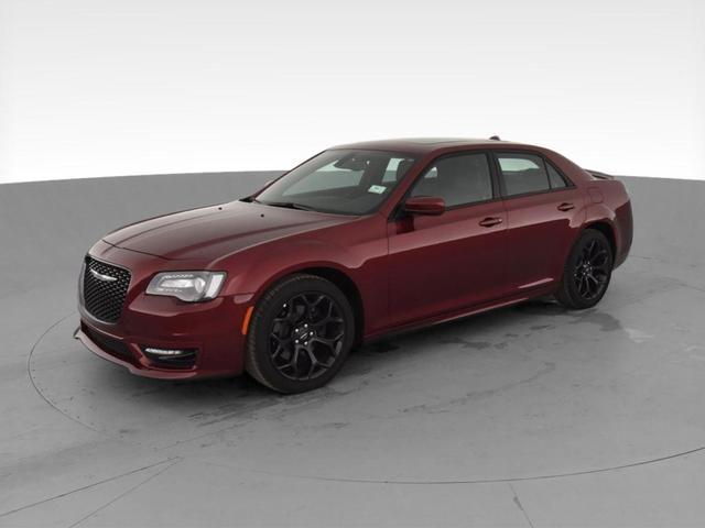 2020 chrysler 300 in miami, florida