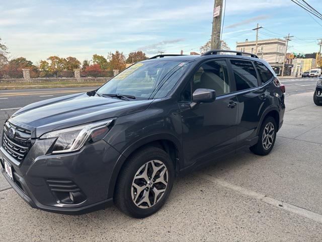 2022 subaru forester premium