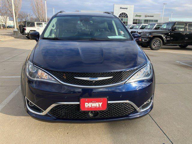 2017 chrysler pacifica touring-l plus