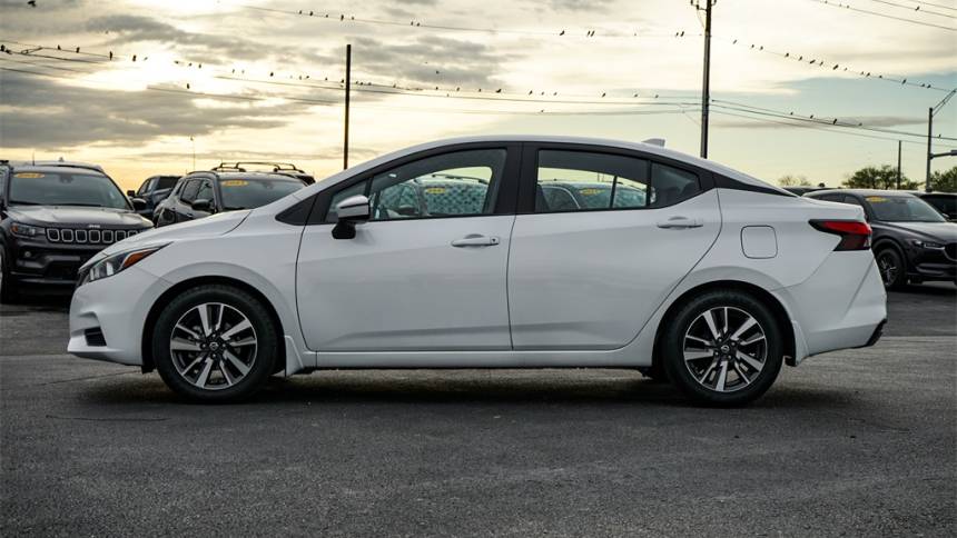 2021 nissan versa sv