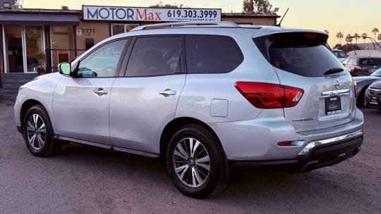 2017 Nissan Pathfinder