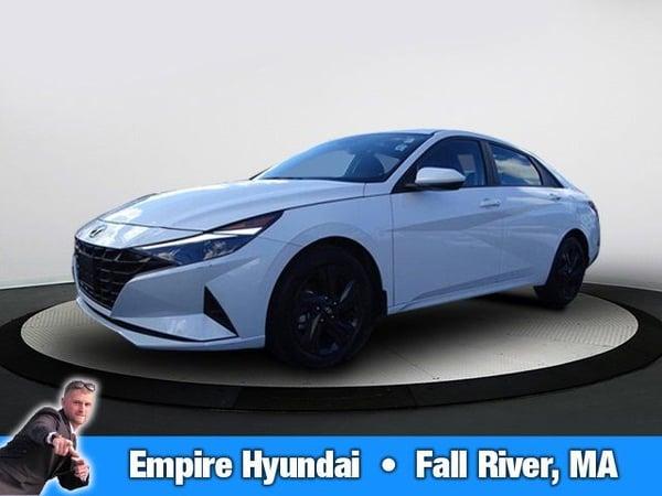 2023 hyundai elantra in northwoods, illinois