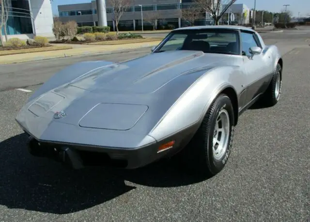 1978 chevrolet corvette 25th anniversary edition 4 speed l-82 low miles serviced