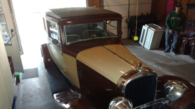 1931 oldsmobile 2 door