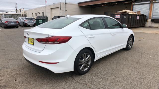 2017 hyundai elantra se se 4dr sedan 6m (us for sale in stamford, connecticut