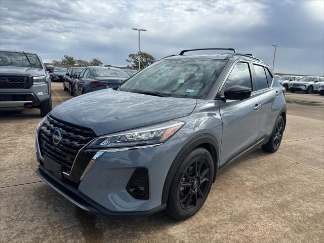 2022 nissan kicks sr