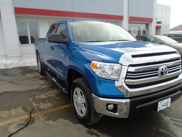 2016 toyota tundra sr5 4x4 sr5 4dr double cab pickup sb (5.7l v8 for sale in hammond, maine