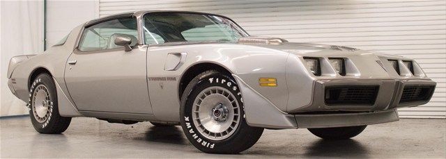 10th anniversary 6.6l auto ac am/fm iconic muscle car low miles classic car