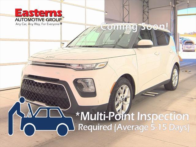 2022 kia soul lx